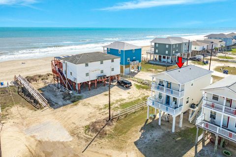 Photo of 107 Howard Avenue, Surfside Beach, TX 77541 (MLS # 81334855)
