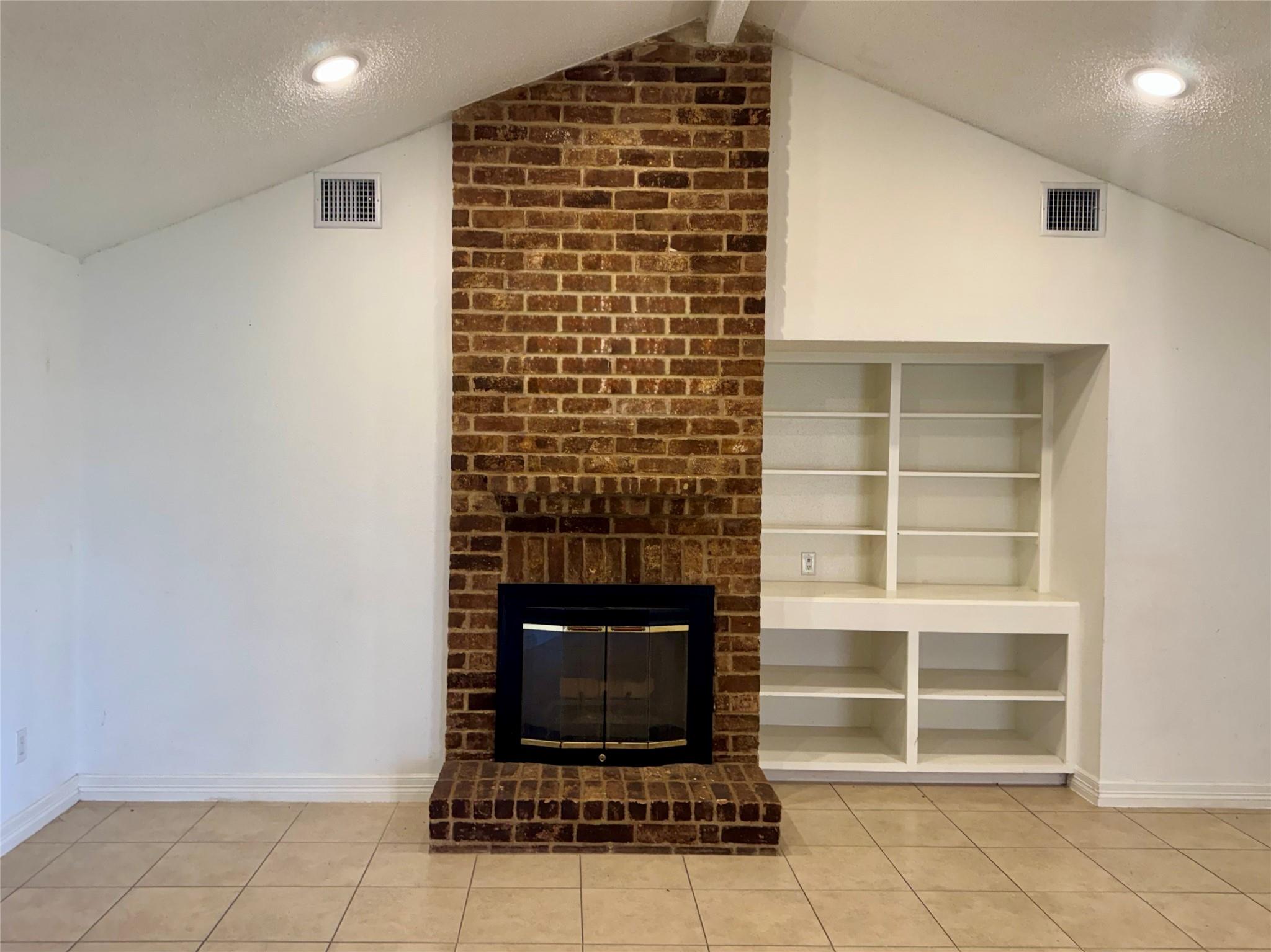 6843 Drewlaine Fields Lane