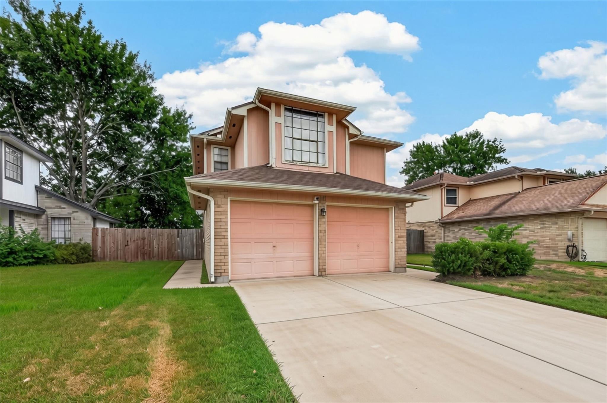 810 Derby Lane