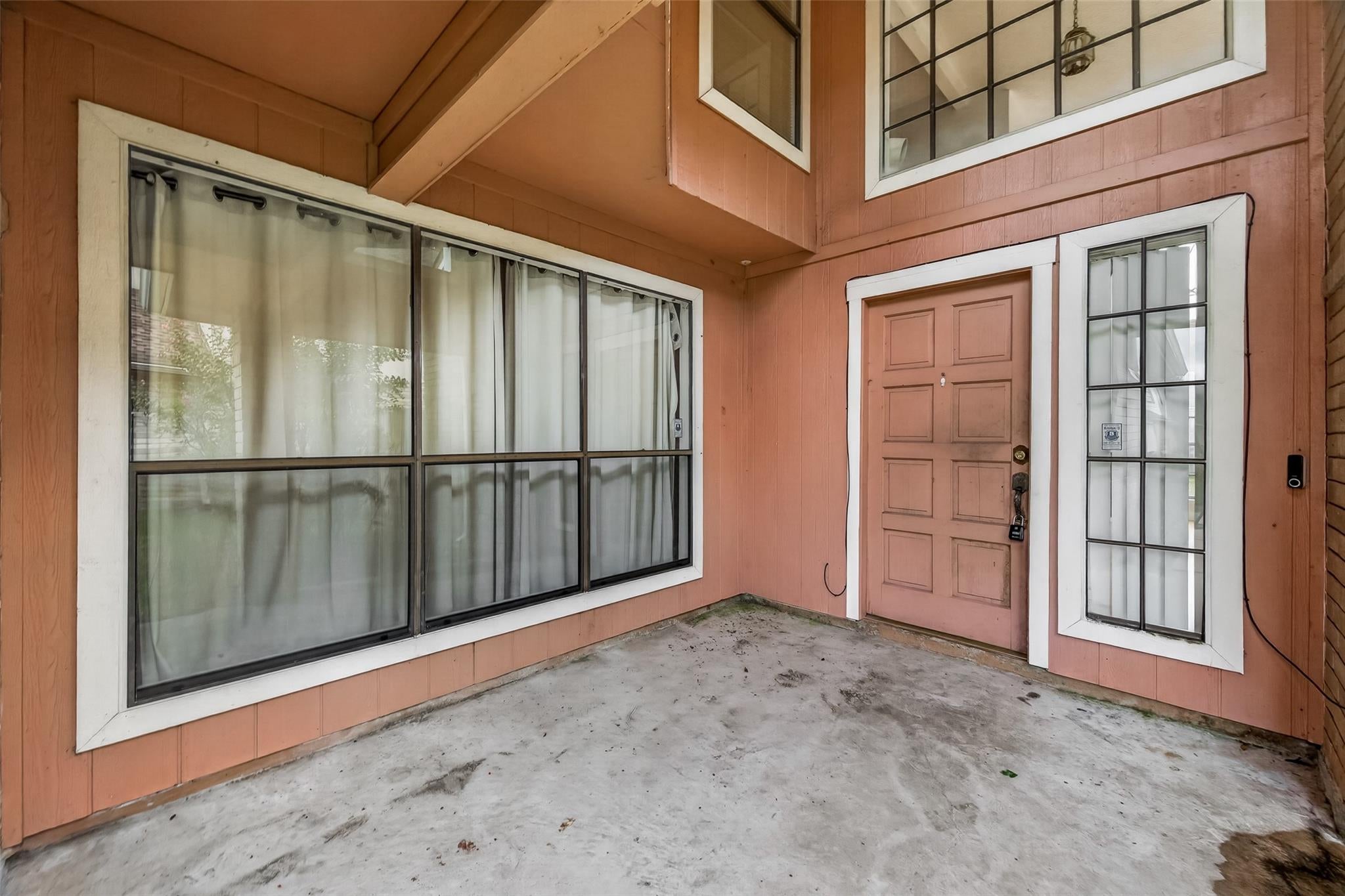 810 Derby Lane