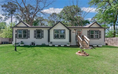 Homes For Sale - 12917 Live Oak Lane<br/> Chambers County, Mont Belvieu, TX 77535