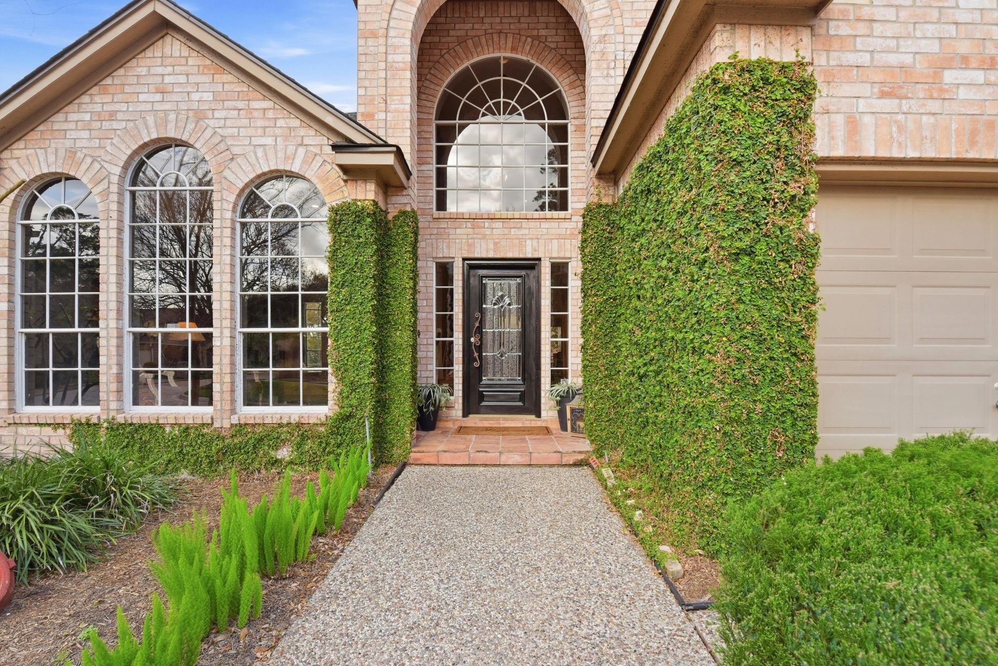 16322 Cranwood Drive