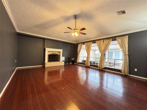 Photo of 9006 Covent Garden Street, Houston, TX 77031 (MLS # 39523208)