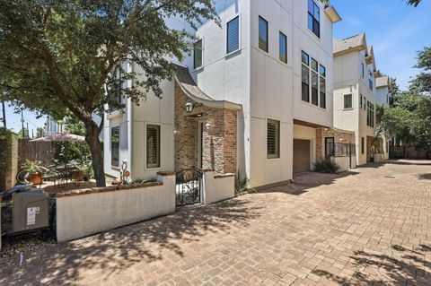Photo of 1009 W 24th Street #A, Houston, TX 77008 (MLS # 98253128)