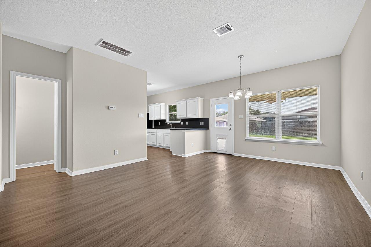 7126 White Willow Lane