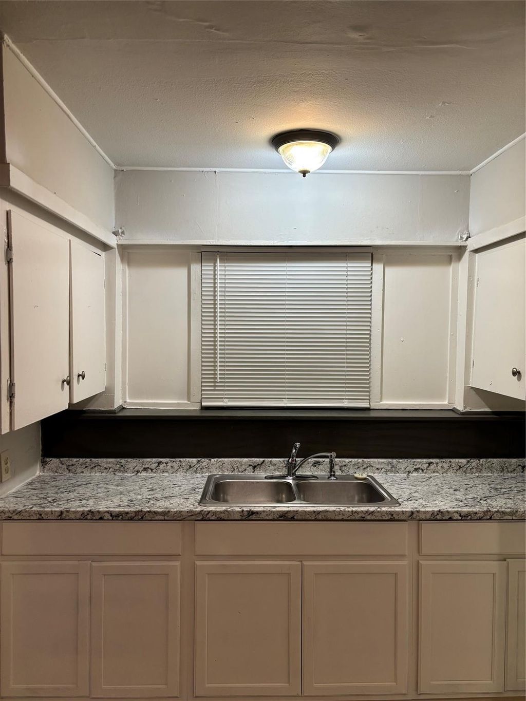 Photo of 4122 Ebbtide Drive, Houston, TX 77045 (MLS # 75894486)