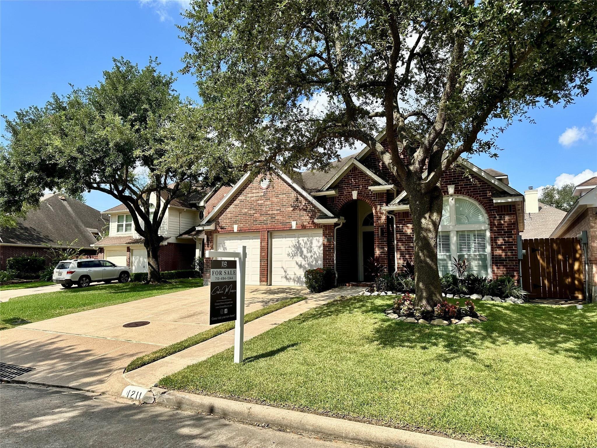 1211 Campton Court