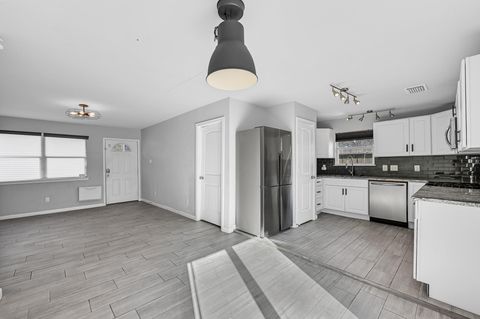 Photo of 6705 Sherwood Drive, Houston, TX 77021 (MLS # 52305579)