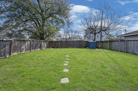 Tiny photo for 6705 Sherwood Drive, Houston, TX 77021 (MLS # 52305579)
