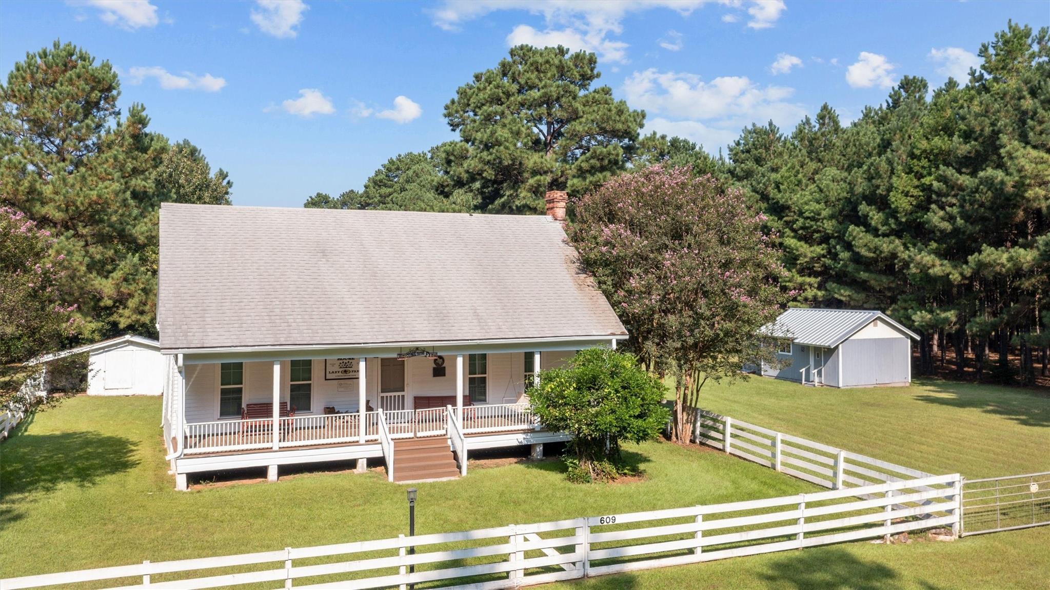 609 County Road 1175