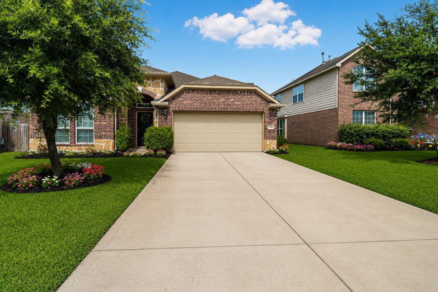 13806 Kodiak Brown Bear Street