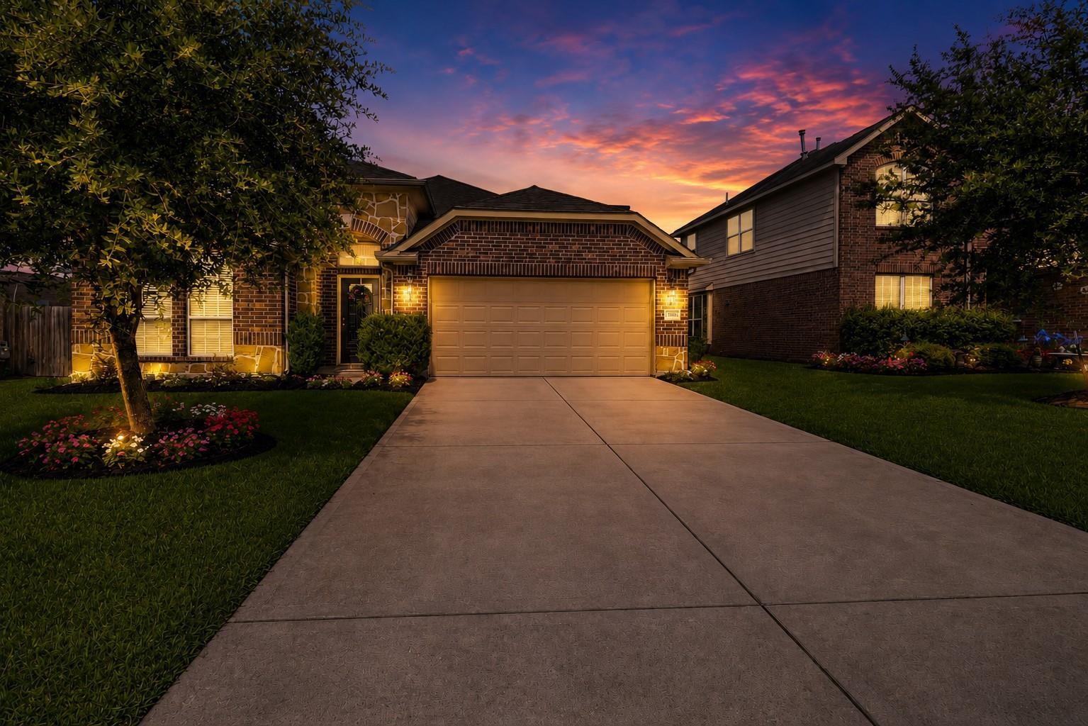 13806 Kodiak Brown Bear Street