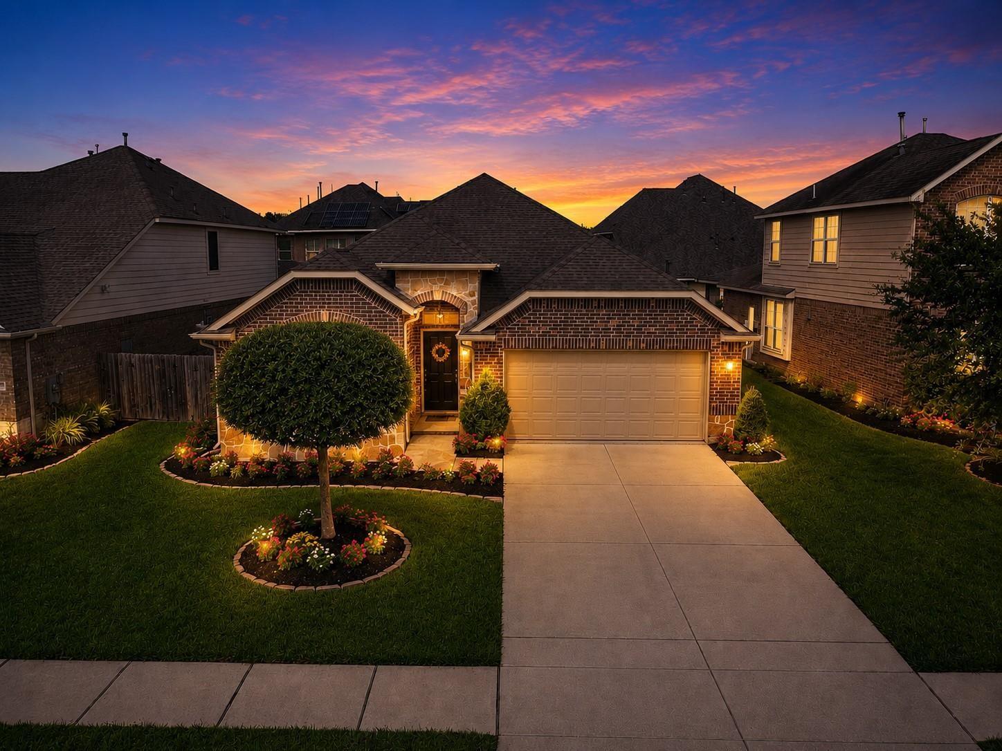 13806 Kodiak Brown Bear Street