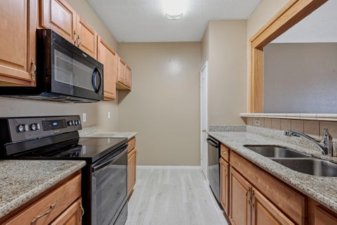 Tiny photo for 9800 Pagewood Lane #3403, Houston, TX 77042 (MLS # 23975432)
