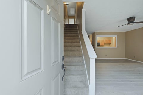 Tiny photo for 9800 Pagewood Lane #3403, Houston, TX 77042 (MLS # 23975432)