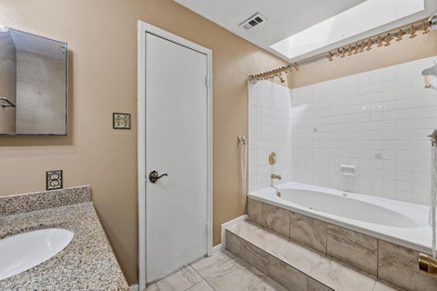 Tiny photo for 9800 Pagewood Lane #3403, Houston, TX 77042 (MLS # 23975432)
