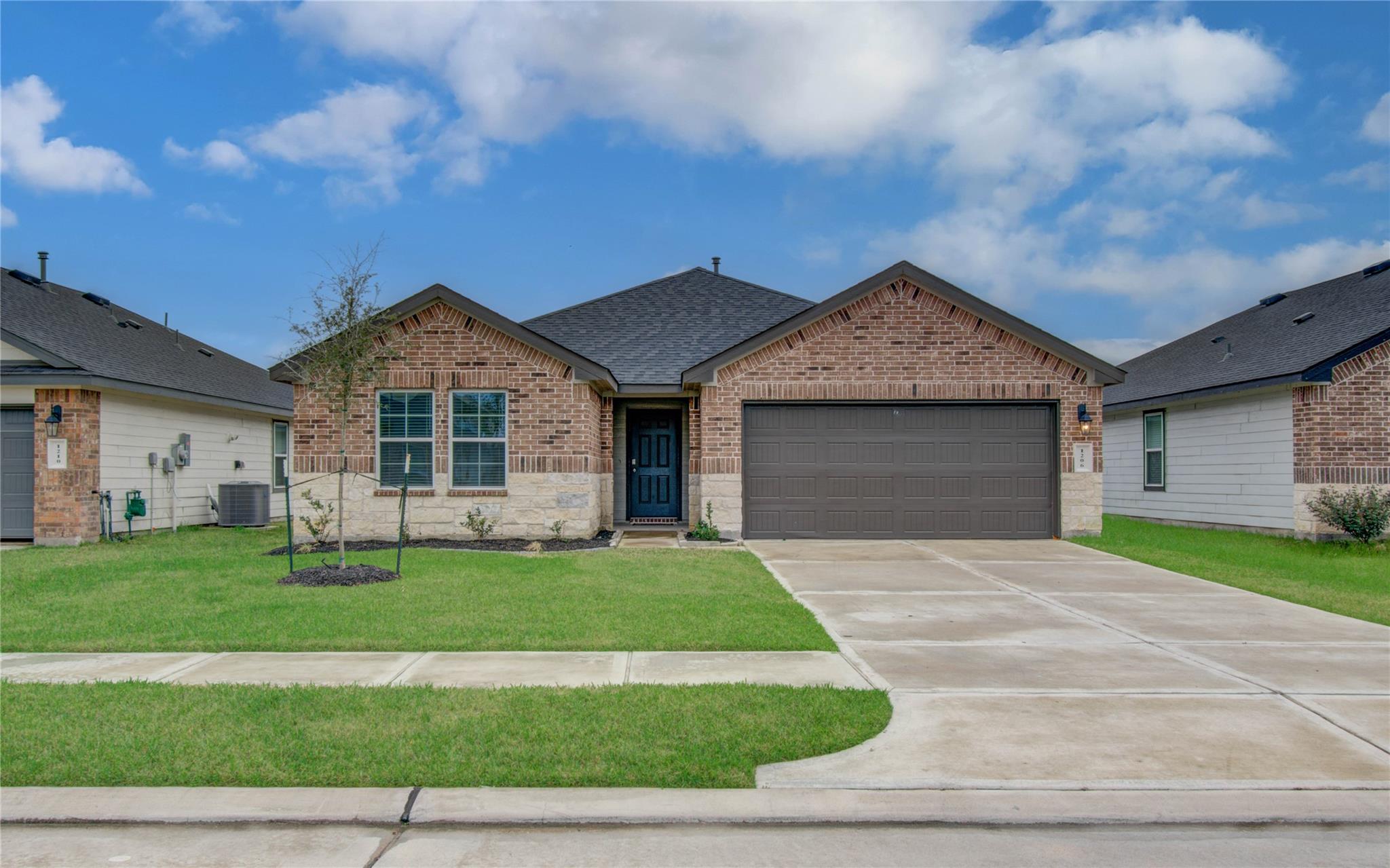1206 Cattle Chute Court