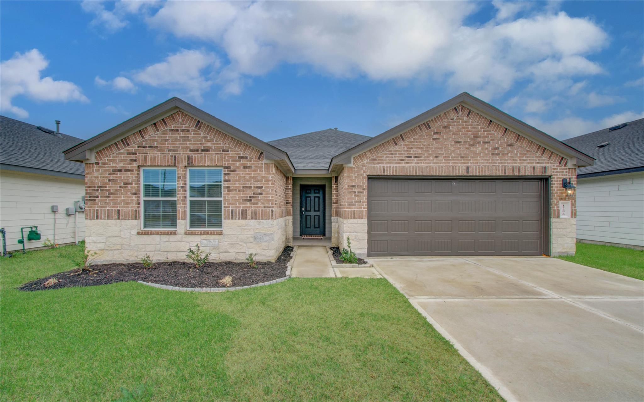 1206 Cattle Chute Court
