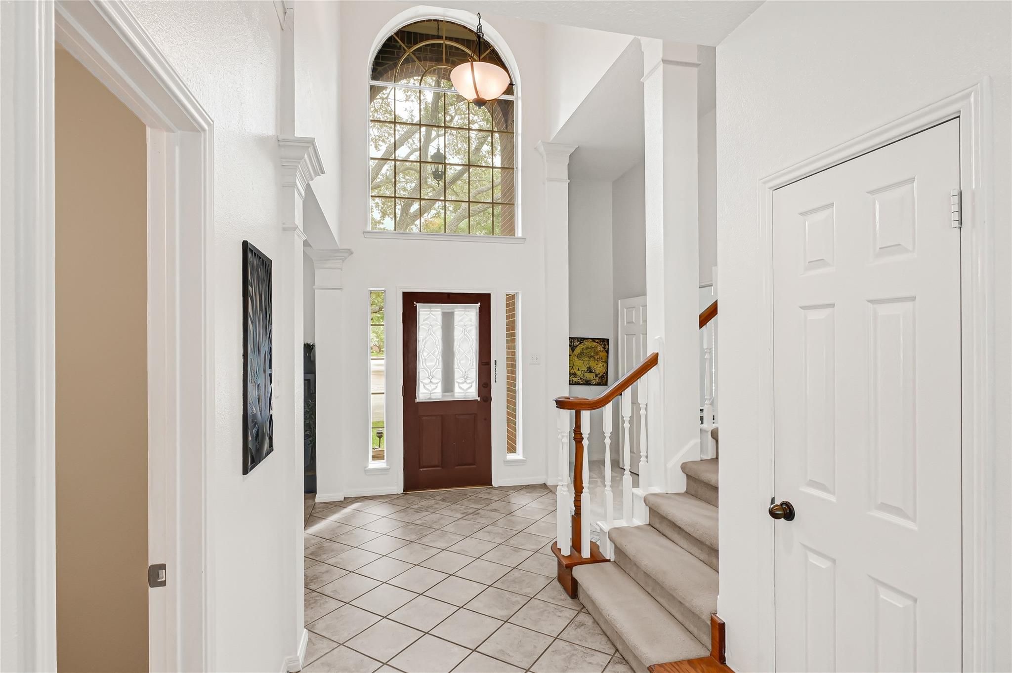 1302 Blackthorne Drive