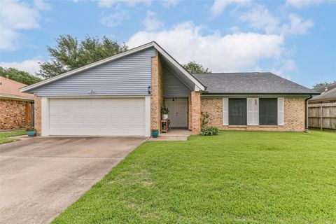 Photo of 2313 E Clare Street, Deer Park, TX 77536 (MLS # 86254950)