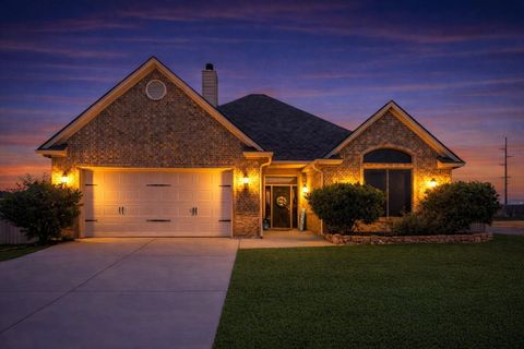 Photo of 2600 Forest Oaks Drive, College Station, TX 77845 (MLS # 48136422)