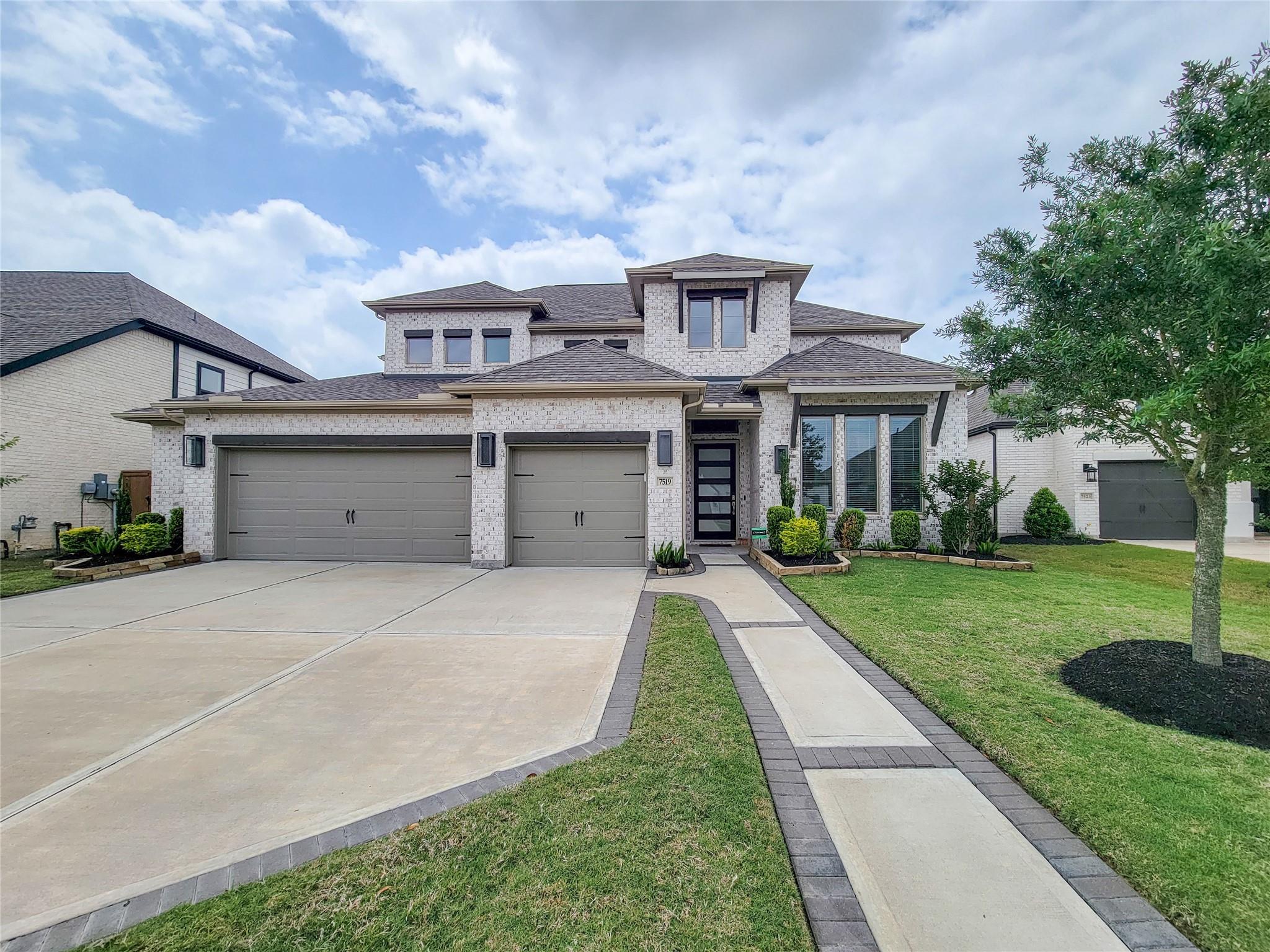7519 Blue Finch Lane