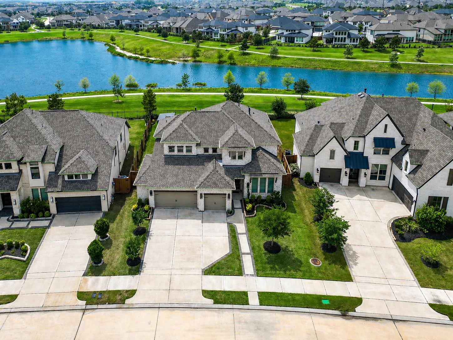 7519 Blue Finch Lane