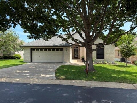 Photo of 130 W Creekview Drive, Fredericksburg, TX 78624 (MLS # 92631297)
