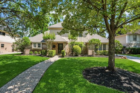 Photo of 6415 Wimbledon Villas Drive, Spring, TX 77379 (MLS # 31536737)