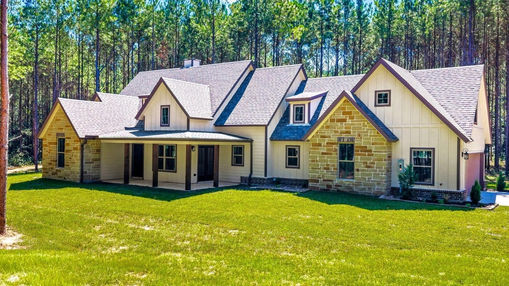 Photo of 929 County Road 2307, Cleveland, TX 77327 (MLS # 90590173)