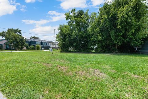 Photo of 4417 New Orleans Street, Houston, TX 77020 (MLS # 24692887)