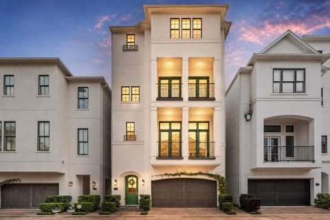 Photo of 6015 Post Oak Green Lane, Houston, TX 77055 (MLS # 66651681)