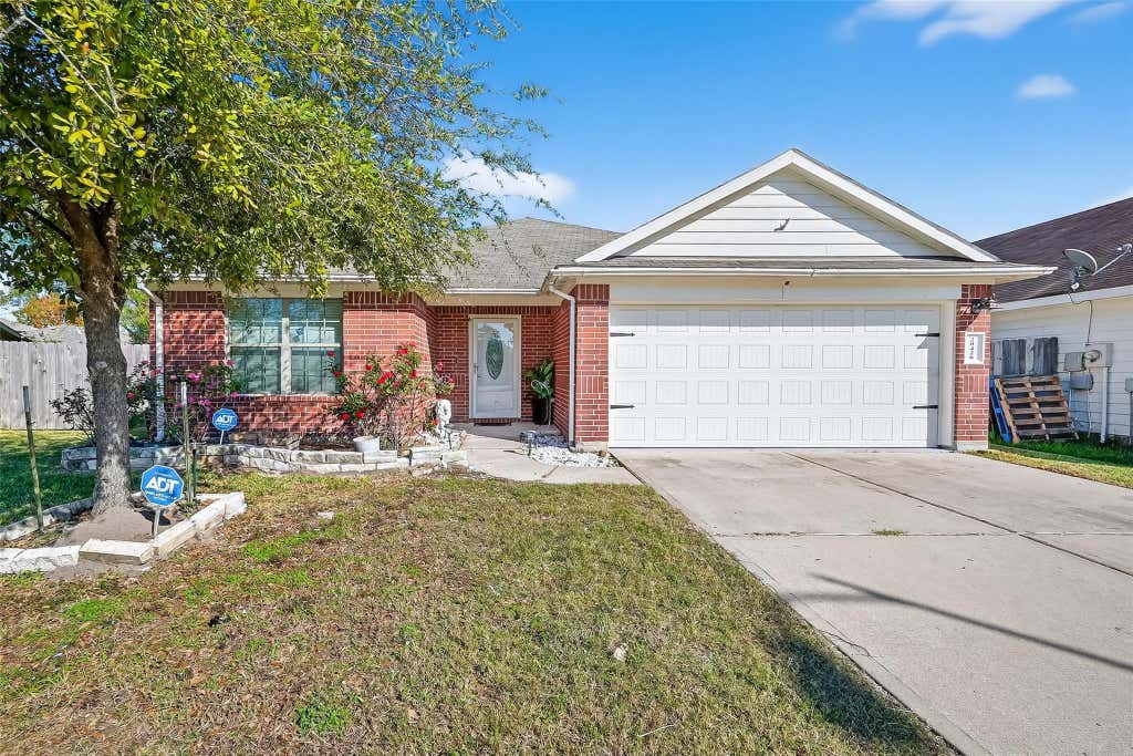 Photo of 20426 Sweet Louetta Lane, Spring, TX 77388 (MLS # 71828598)