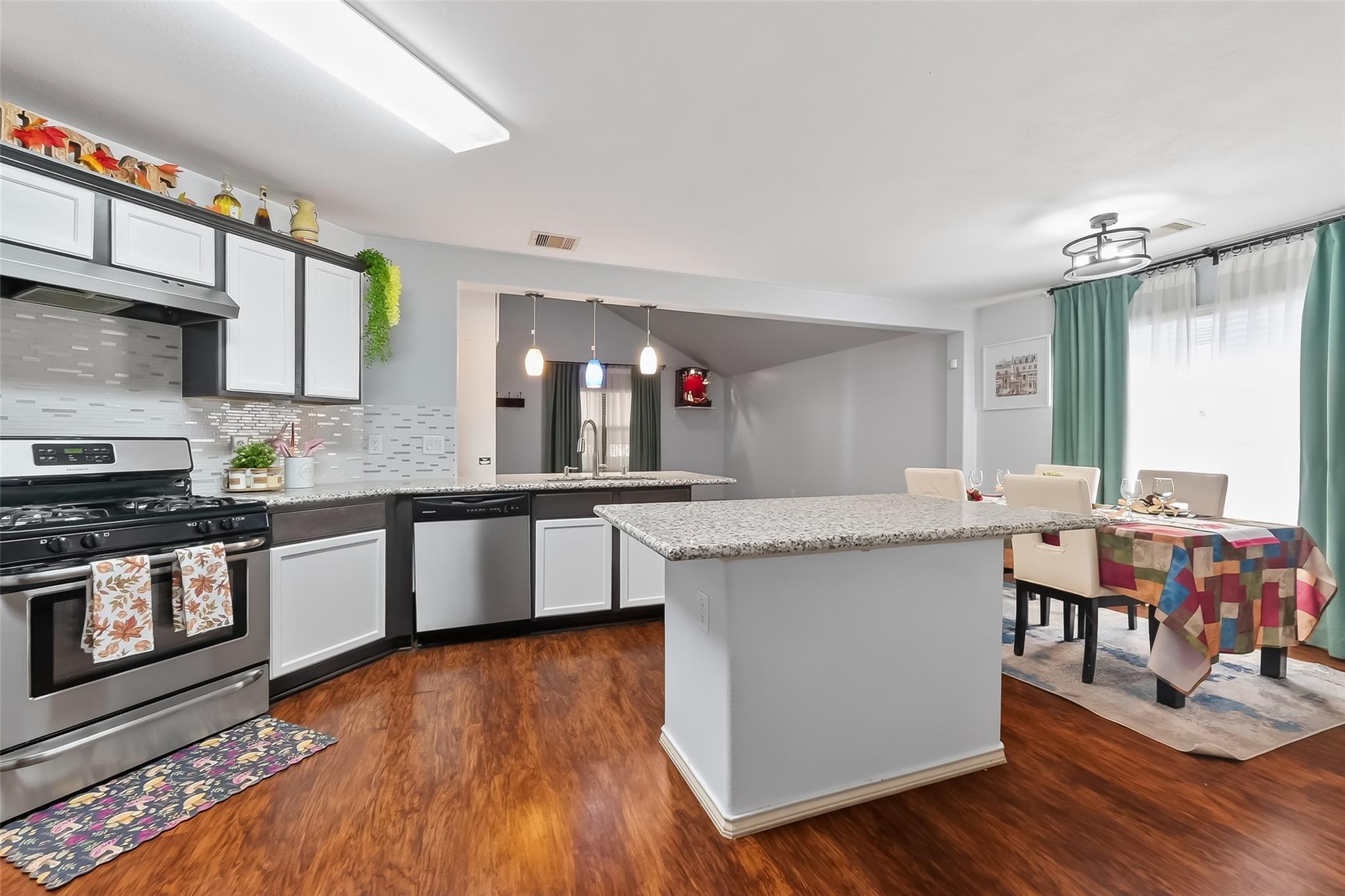 20426 Sweet Louetta Lane