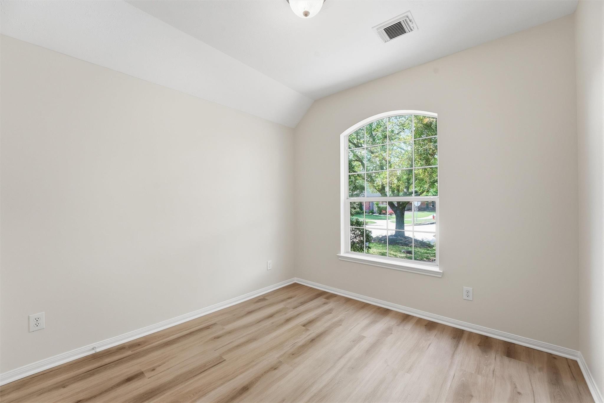 1279 Ocean Manor Lane