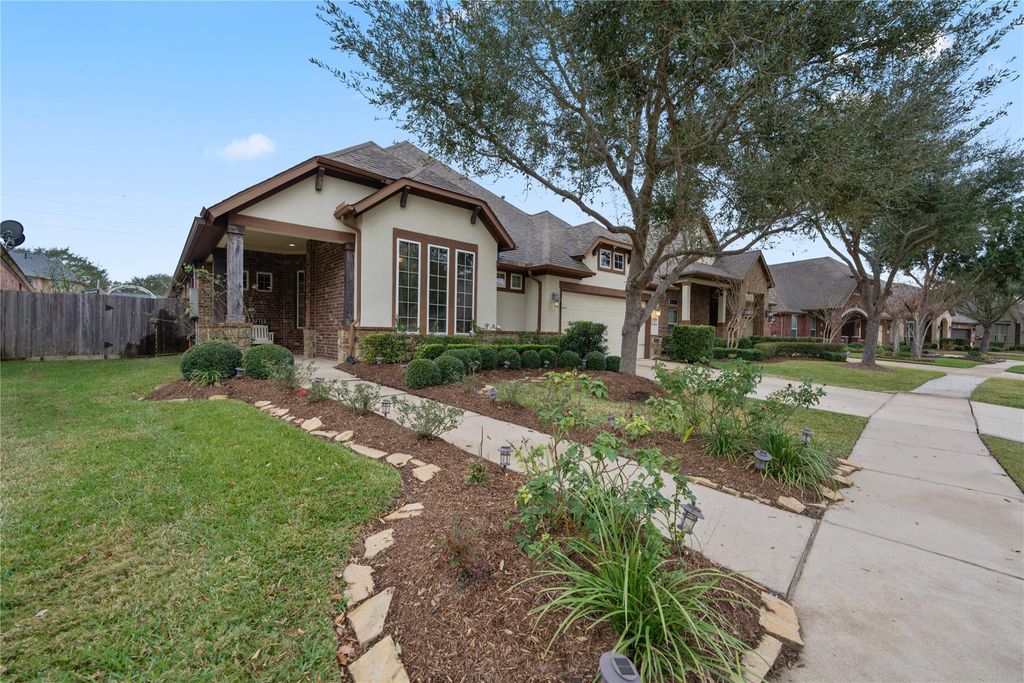Photo of 1819 Ralston Branch Way, Sugar Land, TX 77479 (MLS # 9037016)