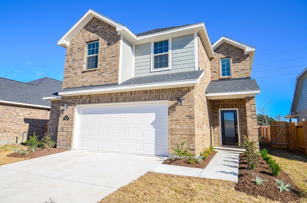 Photo of 7919 Royal Palm Drive, Fulshear, TX 77441 (MLS # 19200370)