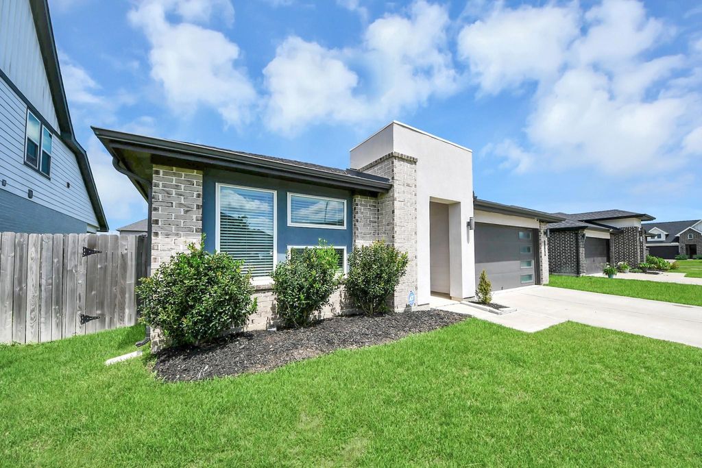Photo of 3306 Dagostino Creek Drive, Katy, TX 77494 (MLS # 10002643)