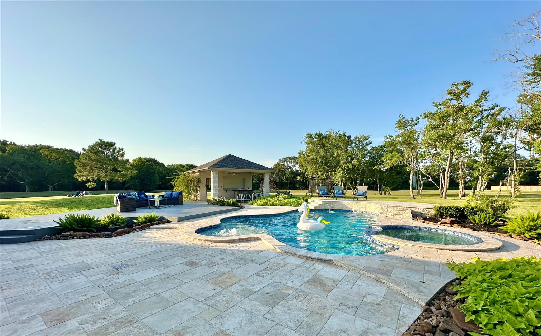 2904 Bridle Path Lane