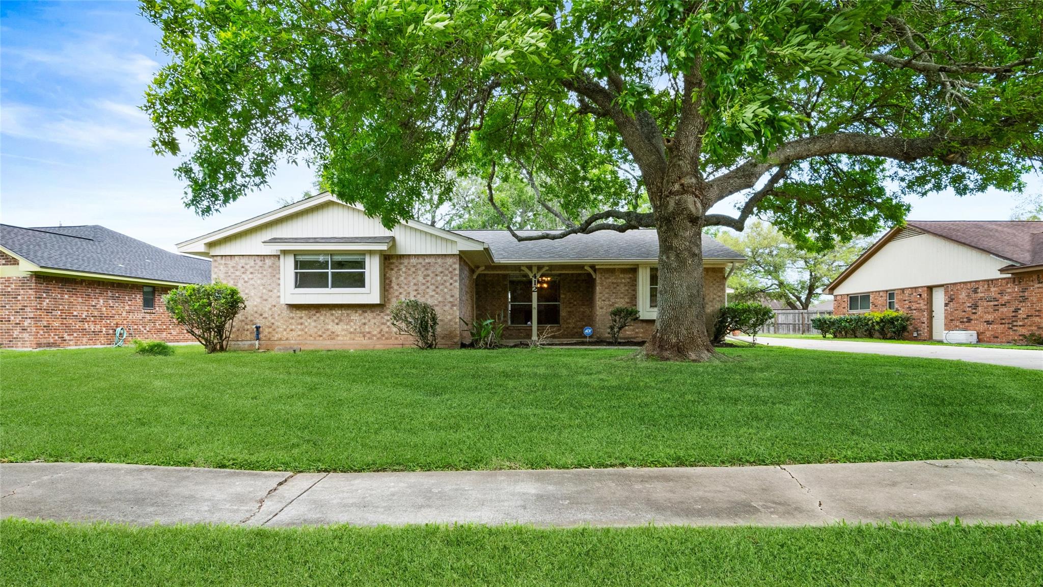 412 Daffodil Street