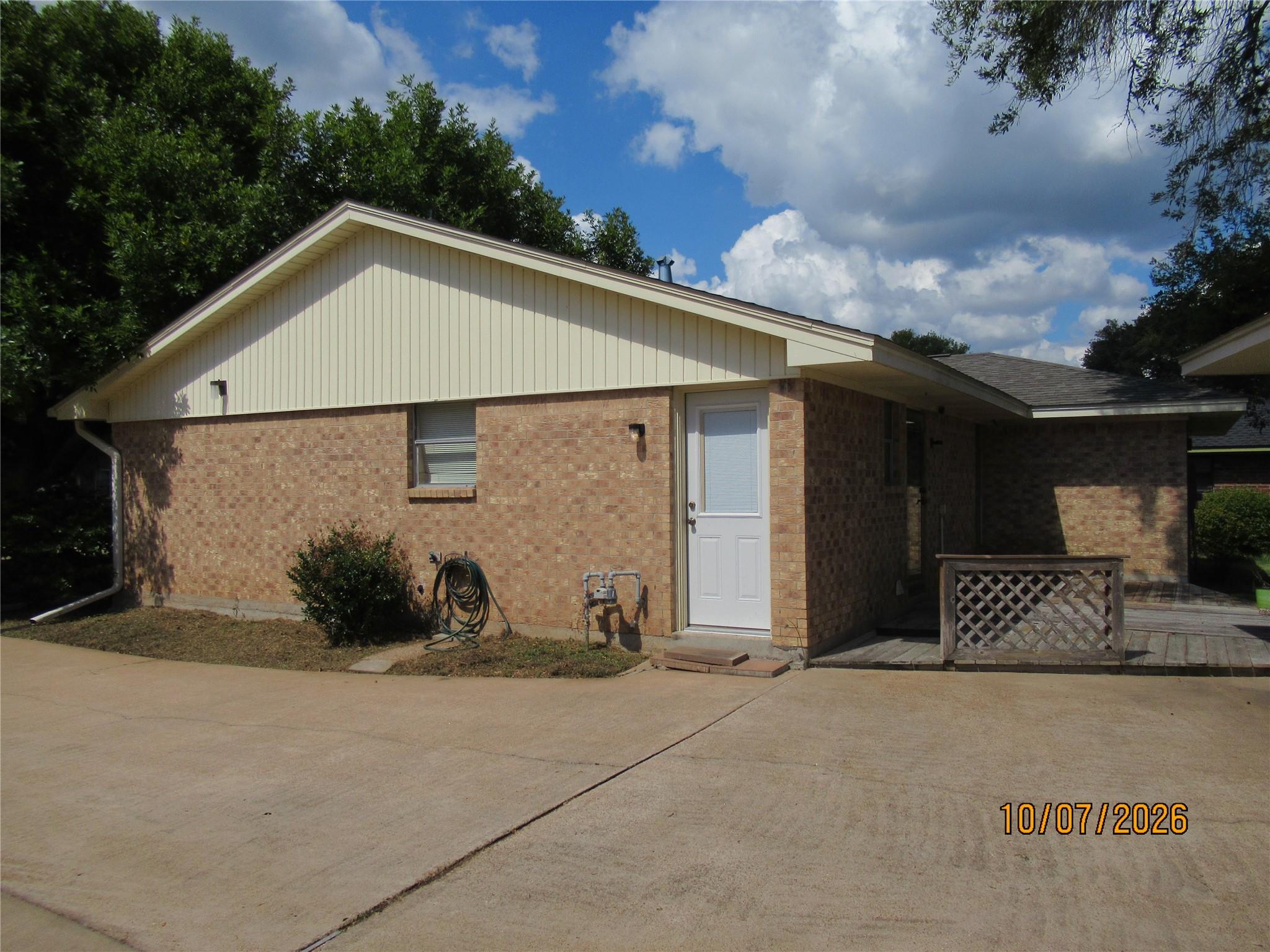 412 Daffodil Street