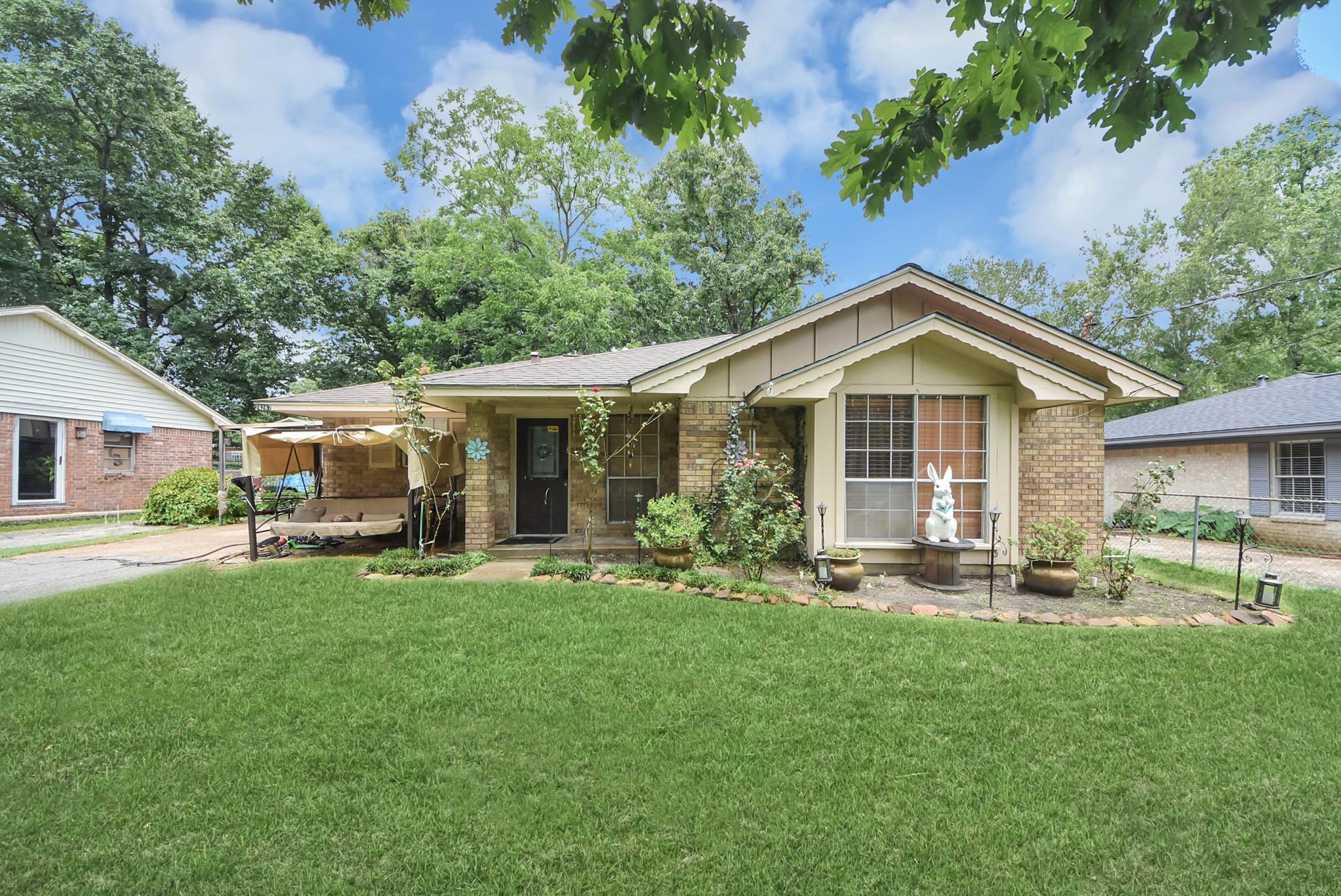 24267 W Oak Drive