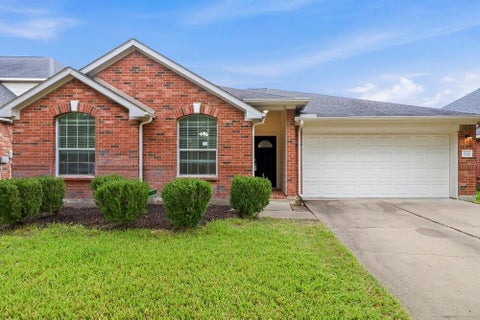 Photo of 7811 Iris Glen Lane, Richmond, TX 77407 (MLS # 19329842)