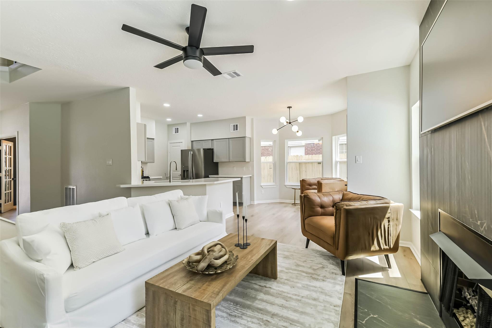 Houston, Texas 77095, United States, 4 Bedrooms Bedrooms, ,3 BathroomsBathrooms,Residential,Active,227438