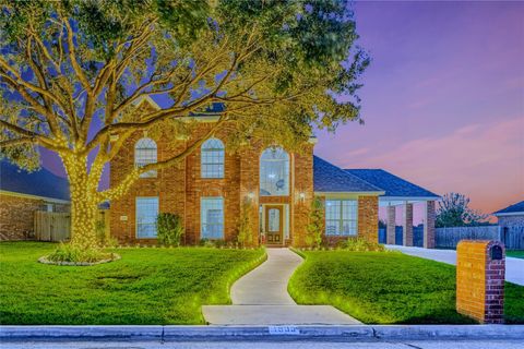 Photo of 1905 Rosenbaum Dr, Brenham, TX 77833 (MLS # 52785433)