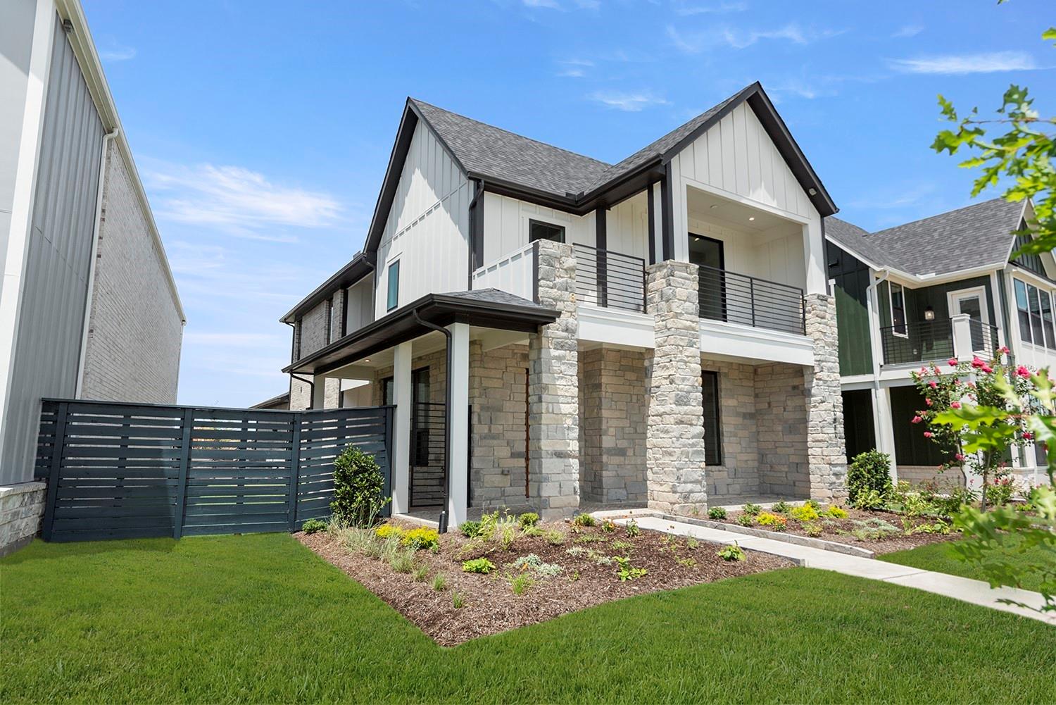 10810 Pioneer Point