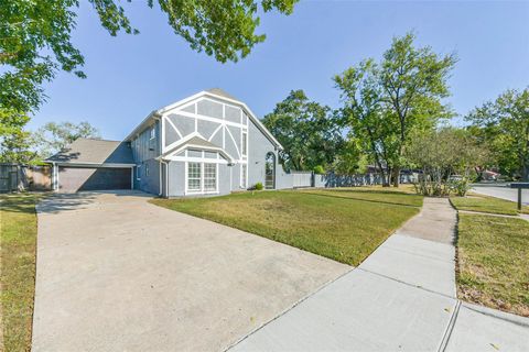 Photo of 6918 Bent Branch Drive, Houston, TX 77088 (MLS # 75698493)