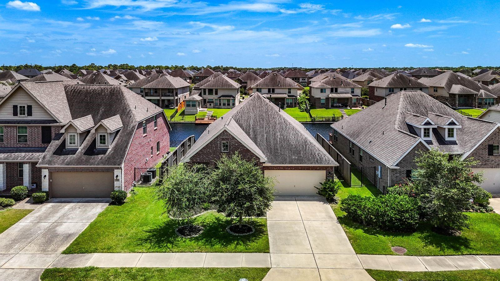 3727 Venosa Court