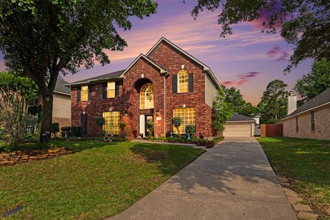 Photo of 19906 Texas Laurel Trail, Humble, TX 77346 (MLS # 62681168)