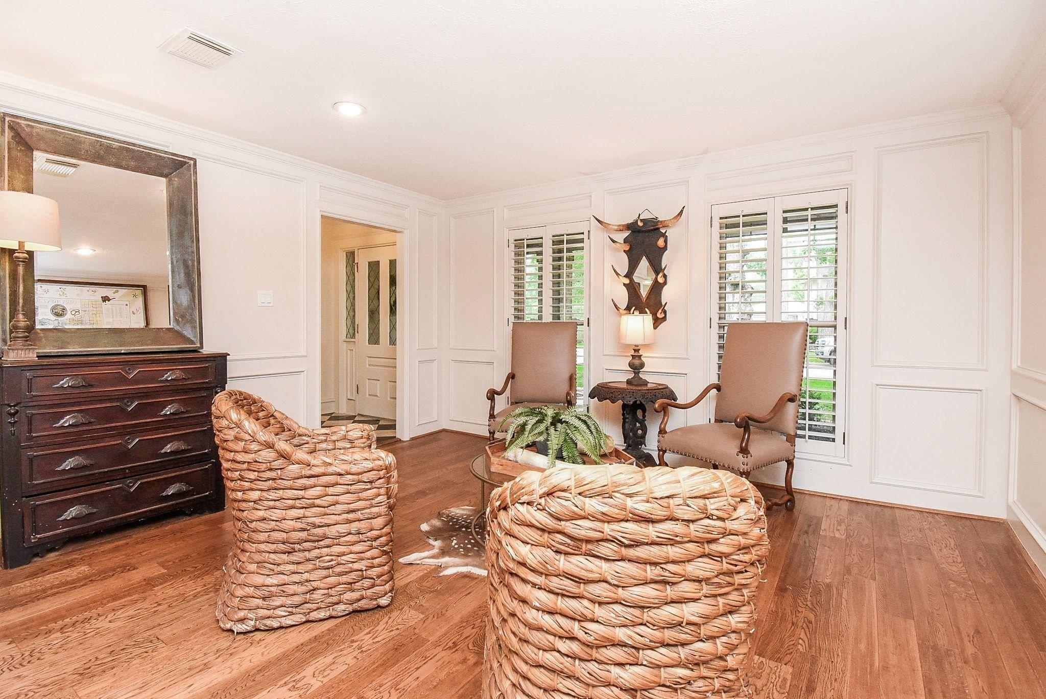 12911 Kathy Lane